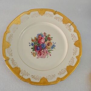 Vintage Wheeling Decorating China Plate 10.5" D Floral with Gold Rim